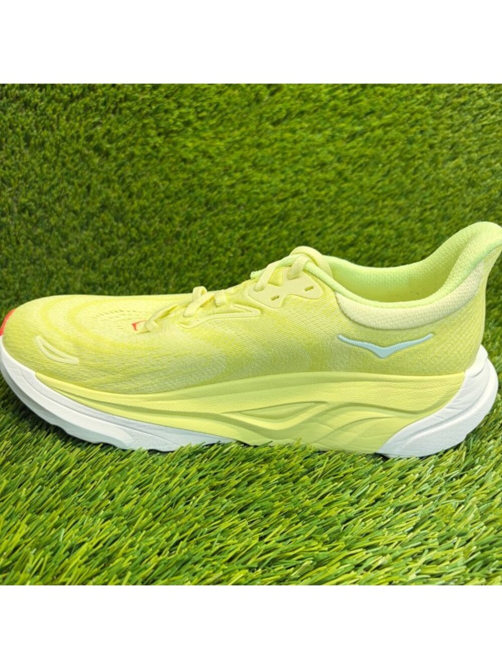 Hoka One One Arahi 8 Womens Size 9 Yellow White Athletic Running Shoes Sneakers - Picture 2 of 10